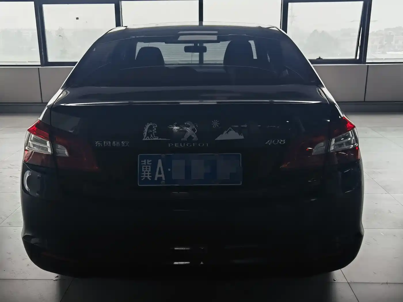 Peugeot 408 2014 1.8L Automatic Luxury Edition фото 9