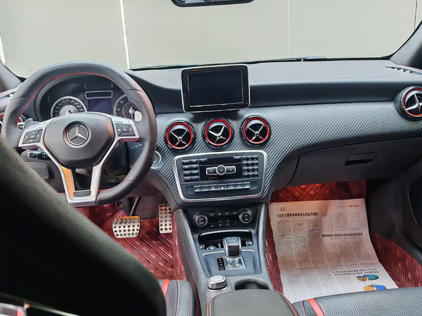 Mercedes-Benz A-Class AMG (Import) 2014 AMG A 45 4MATIC фото 5