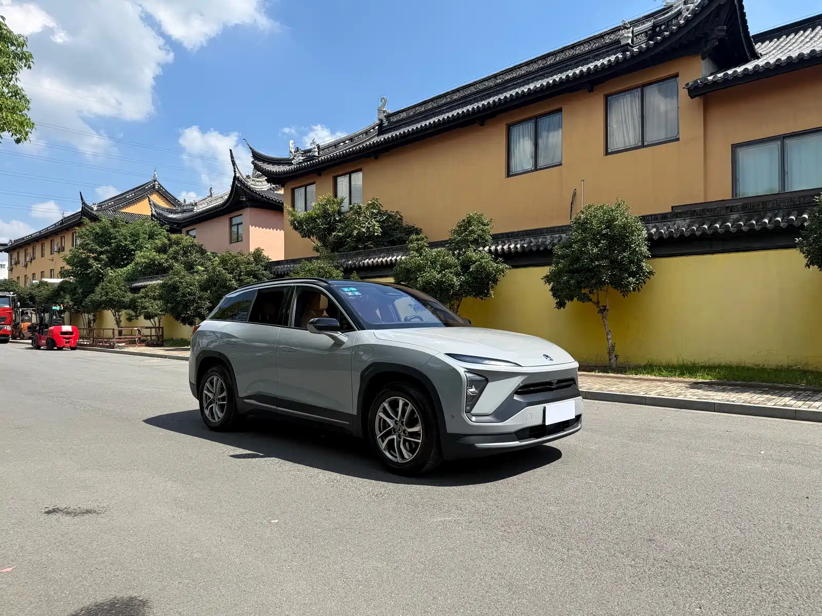 Фото 3 - NIO ES6