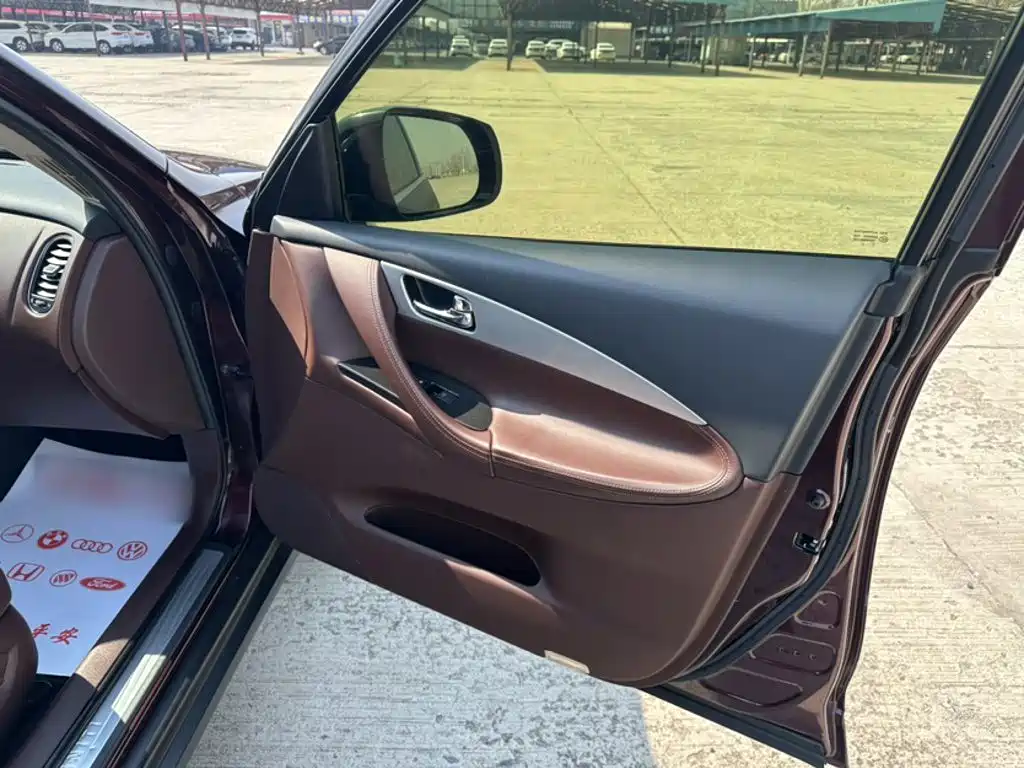 Infiniti QX50 2017 2015 2.5L Enjoyment Edition