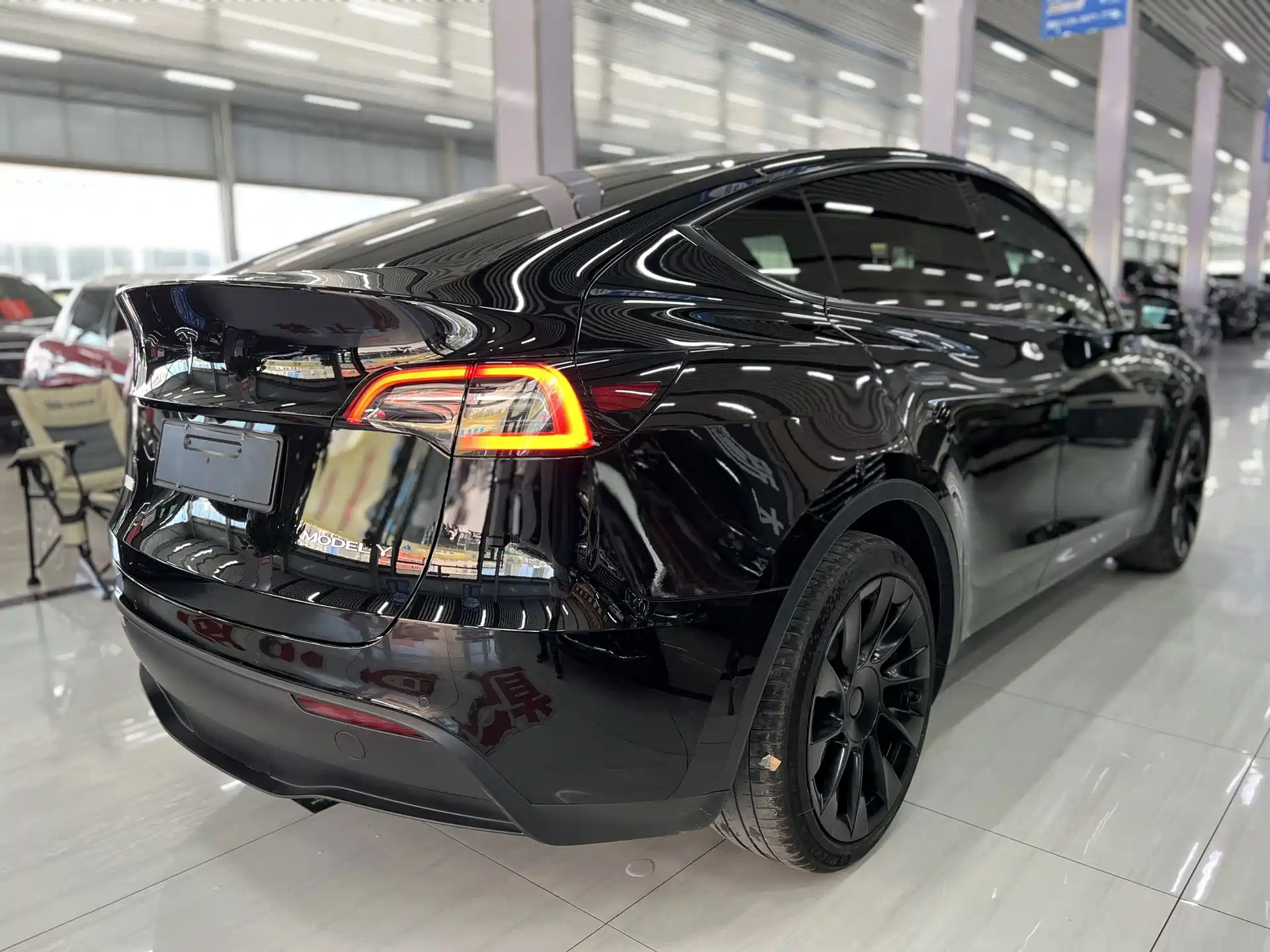 Фото 7 - Tesla Model Y