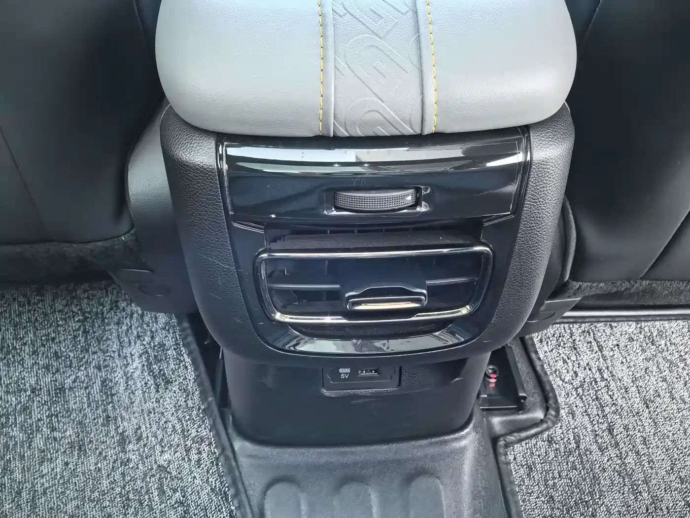 GAC Trumpchi Trumpchi Emkoo 2021 270T DCT J15 Edition фото 15