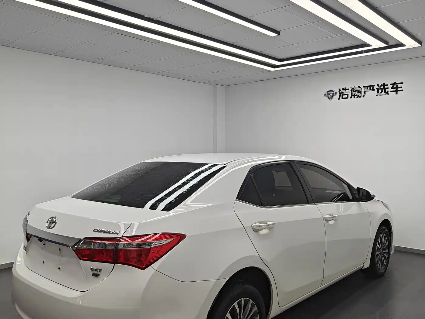Toyota Corolla 2017 Facelift 1.2T S-CVT GL фото 6