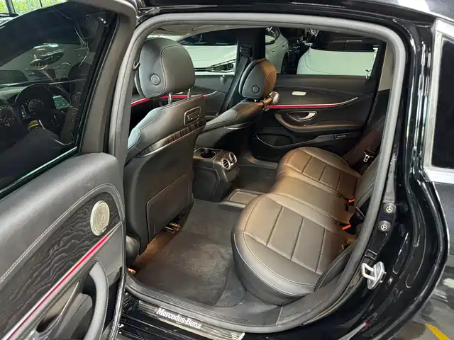 Mercedes-Benz E-Class 2019 Facelift E 300 L Sport Fashion — фото 5