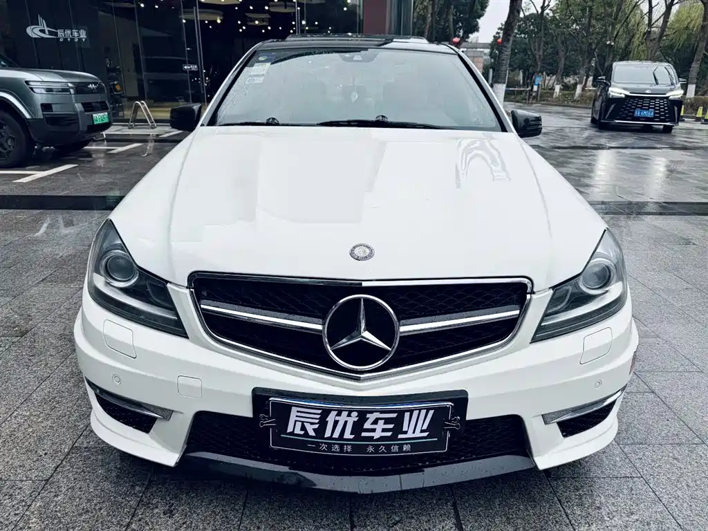Mercedes-Benz C-Class AMG 2012 AMG C 63 Sport фото 3