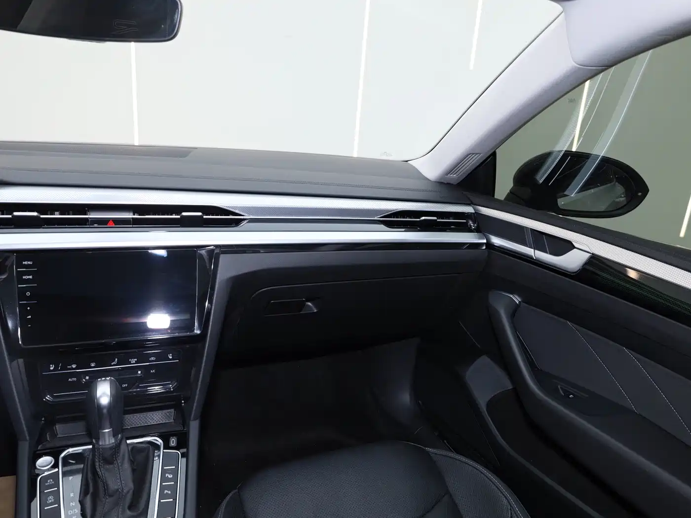 Volkswagen FAW-Volkswagen CC 2023 380TSI Eye-catching Edition фото 22