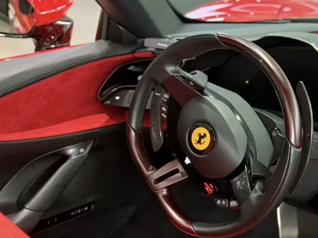Photo 6 - Ferrari SF90