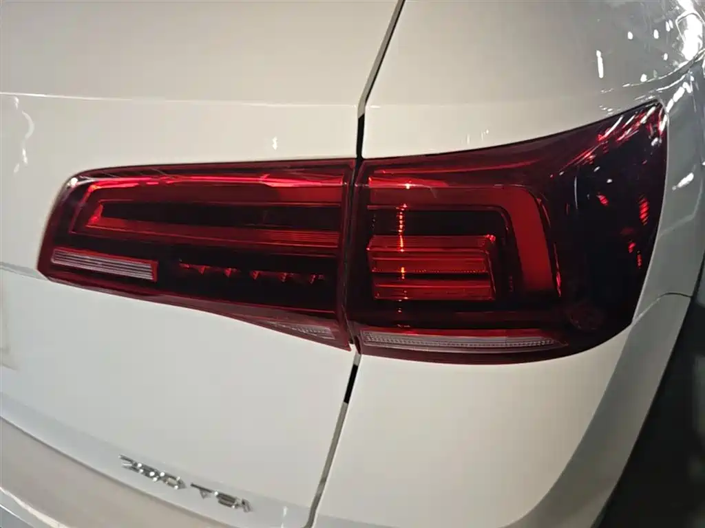 Volkswagen Tharu 2021 280TSI 2WD Luxury Plus фото 24