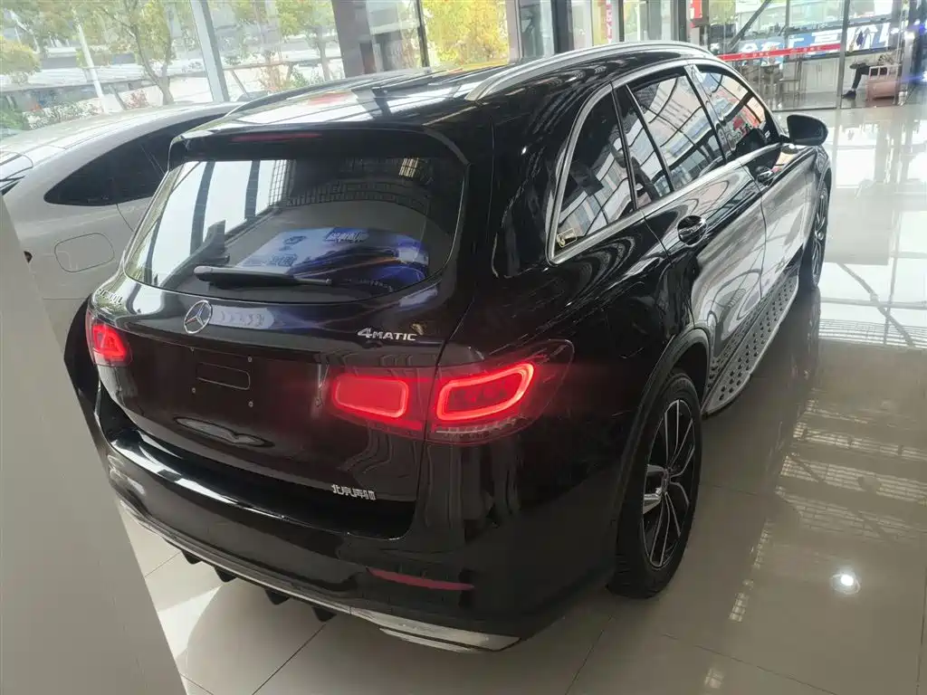 Mercedes-Benz GLC 2020 Facelift GLC 300 L 4MATIC Dynamic фото 6