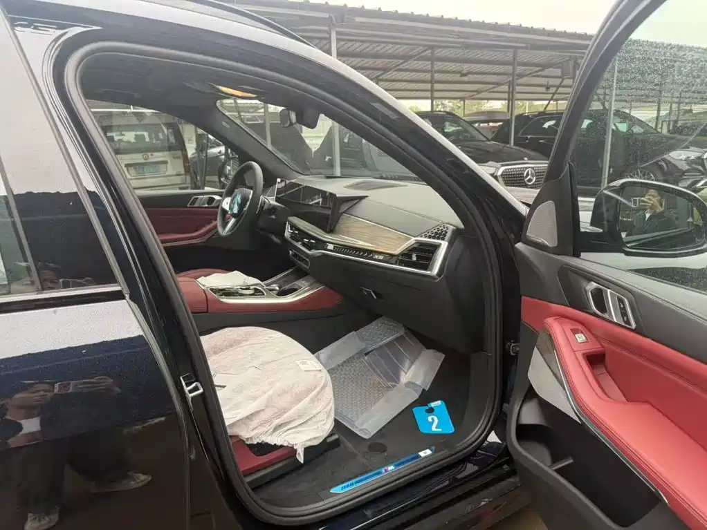 BMW X5 2026 2026 Facelift xDrive 40Li M Sport Shadowline Package