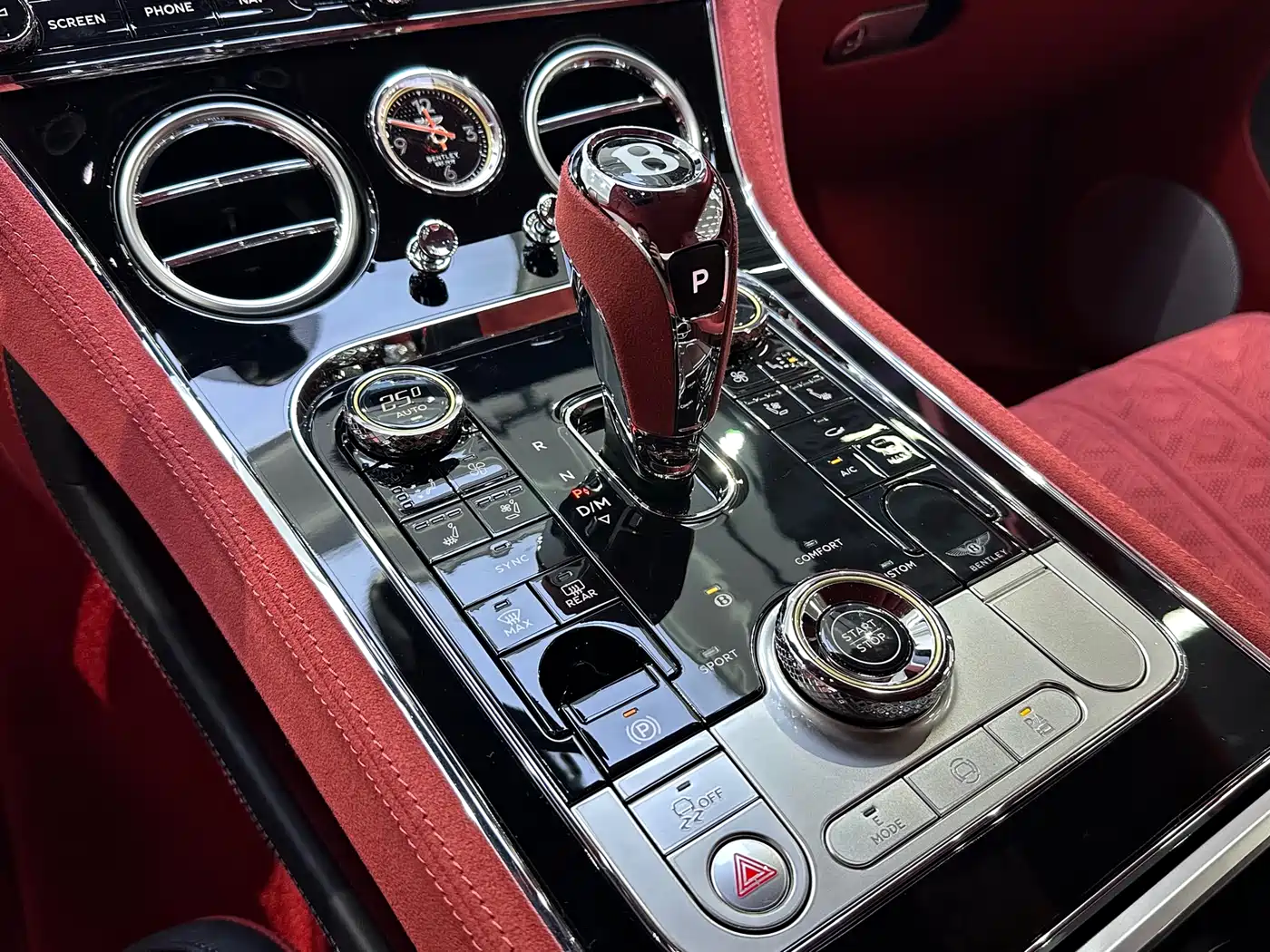 BENTLEY CONTINENTAL PLUG IN HYBRID