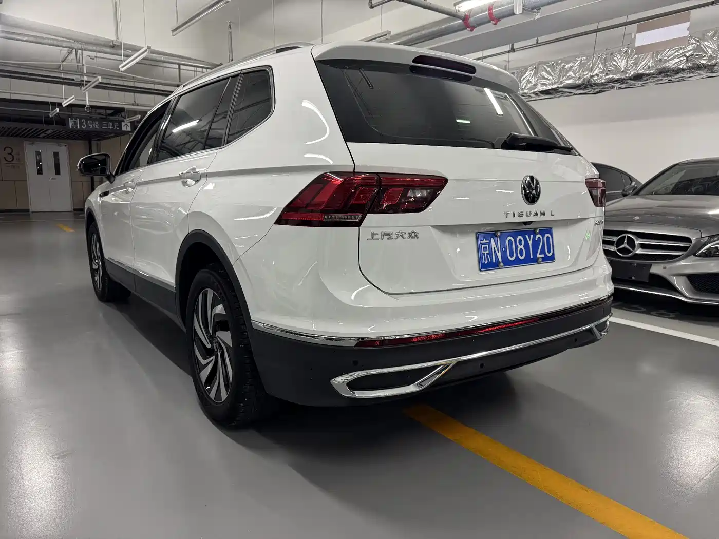 Volkswagen Tiguan L 2024 300TSI Auto 2WD Smart Edition фото 13