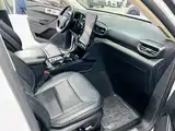صورة 8 - Ford Explorer