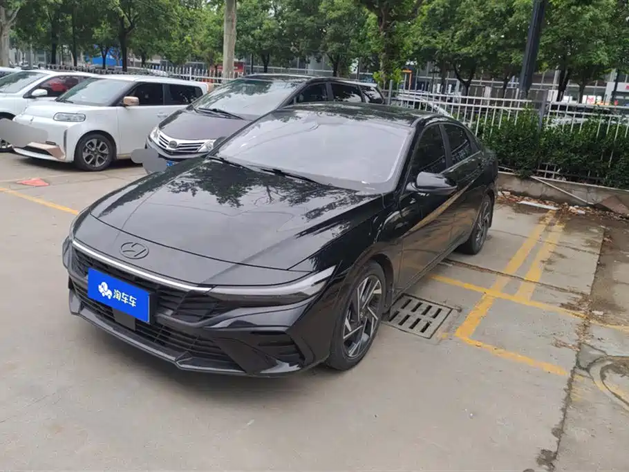 Hyundai Elantra 2023 Model 1.5L CVT LUX Premium Edition