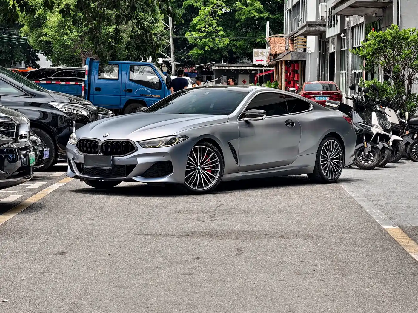 BMW 8 Series 2019 840i Coupe M Sport Package