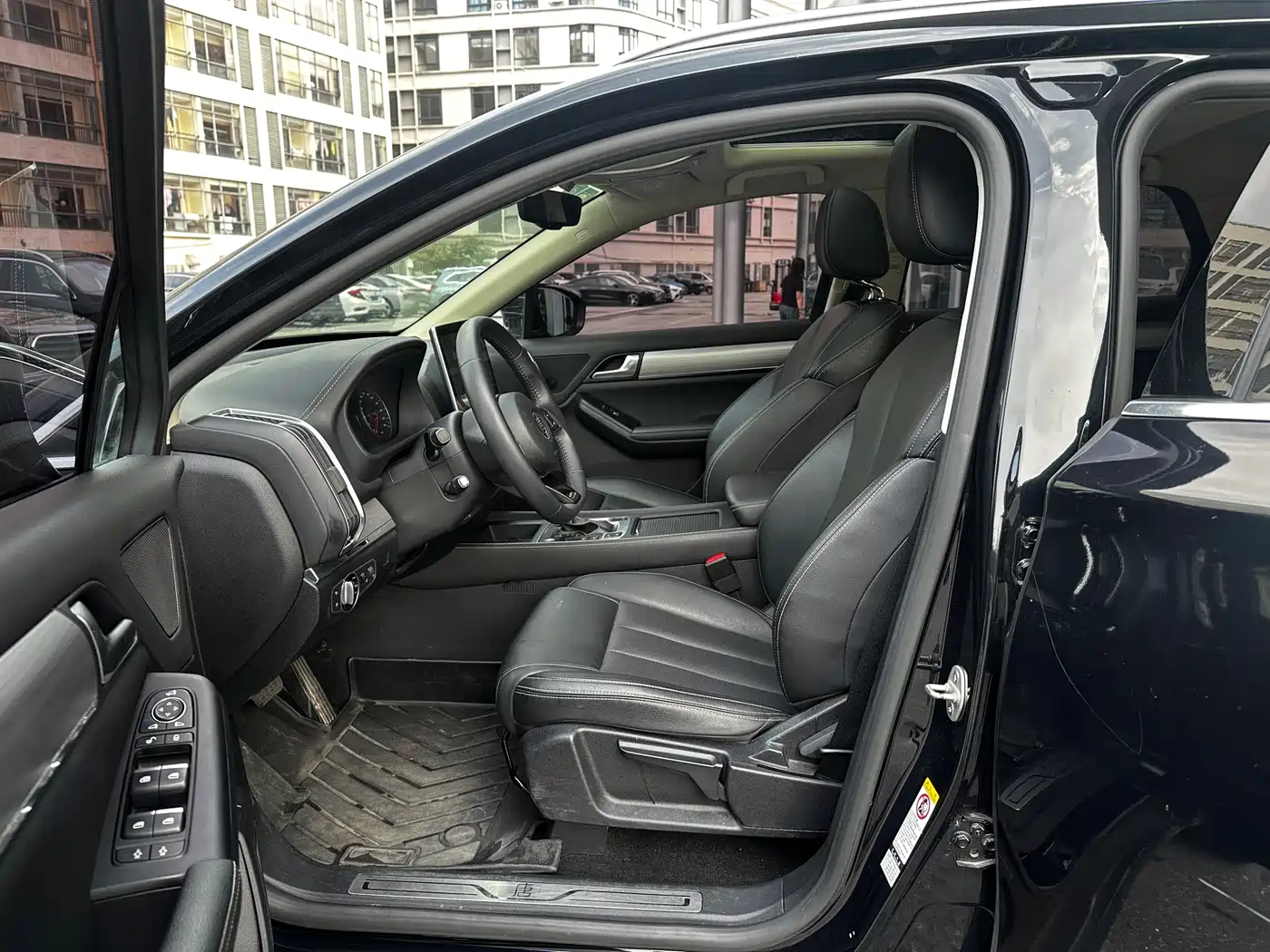 BYD Tang 2019 2.0T Automatic Smart Connect Delight 7-seater China VI фото 8