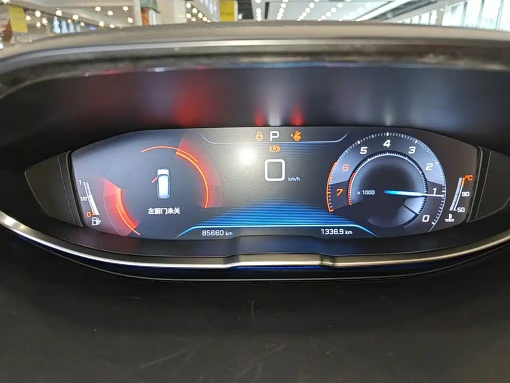 Peugeot 5008 2017 380THP 7-seat Elite Edition фото 12