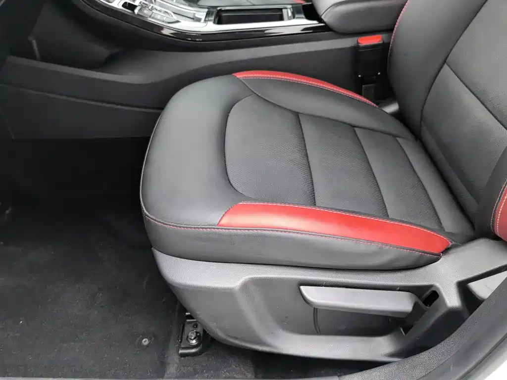Geely Emgrand GS 2021 2020 1.4T CVT Elegance