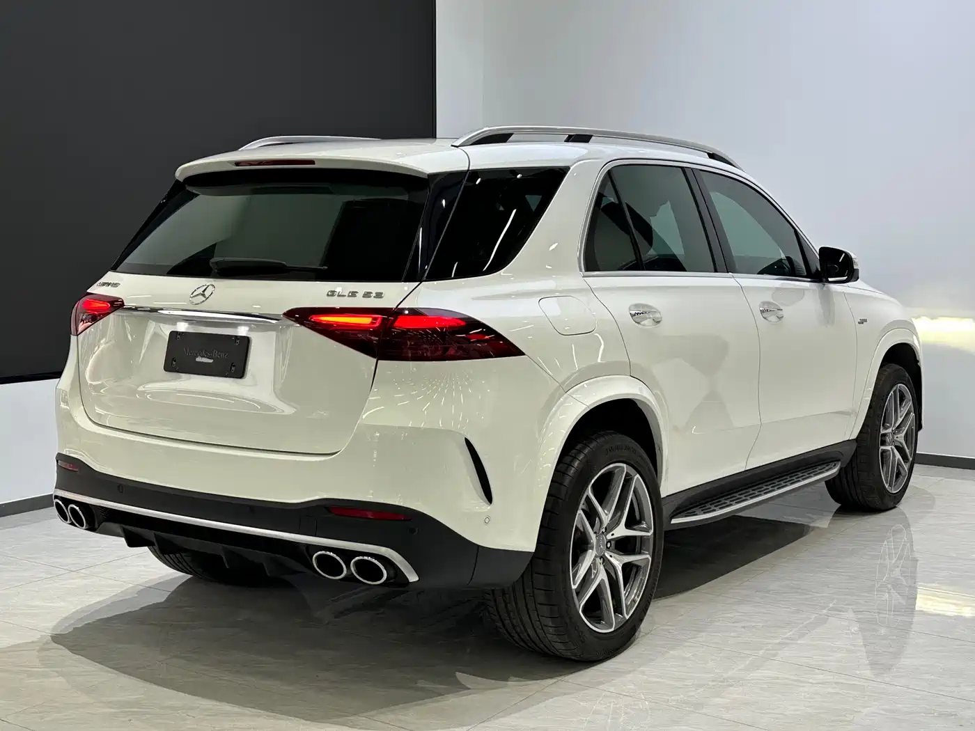 Mercedes-Benz GLE AMG 2024 AMG GLE 53 4MATIC+ фото 6