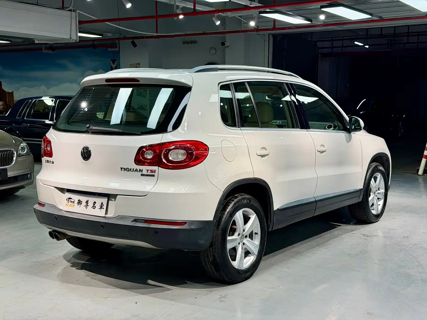 Volkswagen Tiguan 2010 2.0TSI Automatic 4WD Elite фото 7
