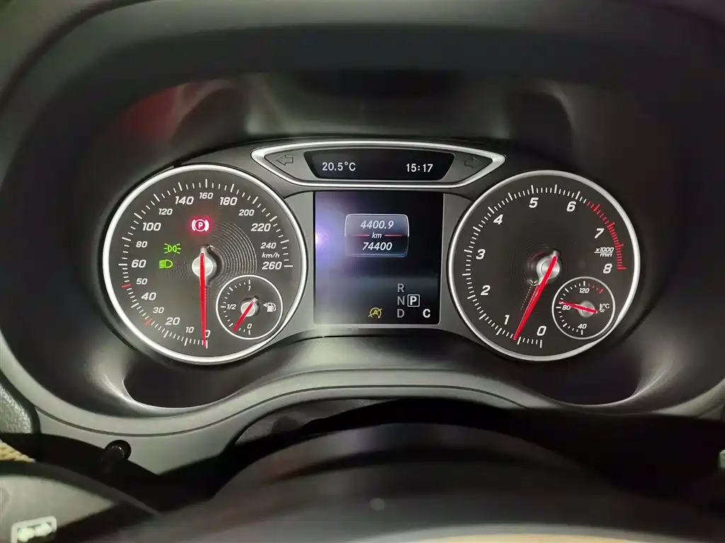 Mercedes-Benz B-Class 2015 B 200 Dynamic фото 4