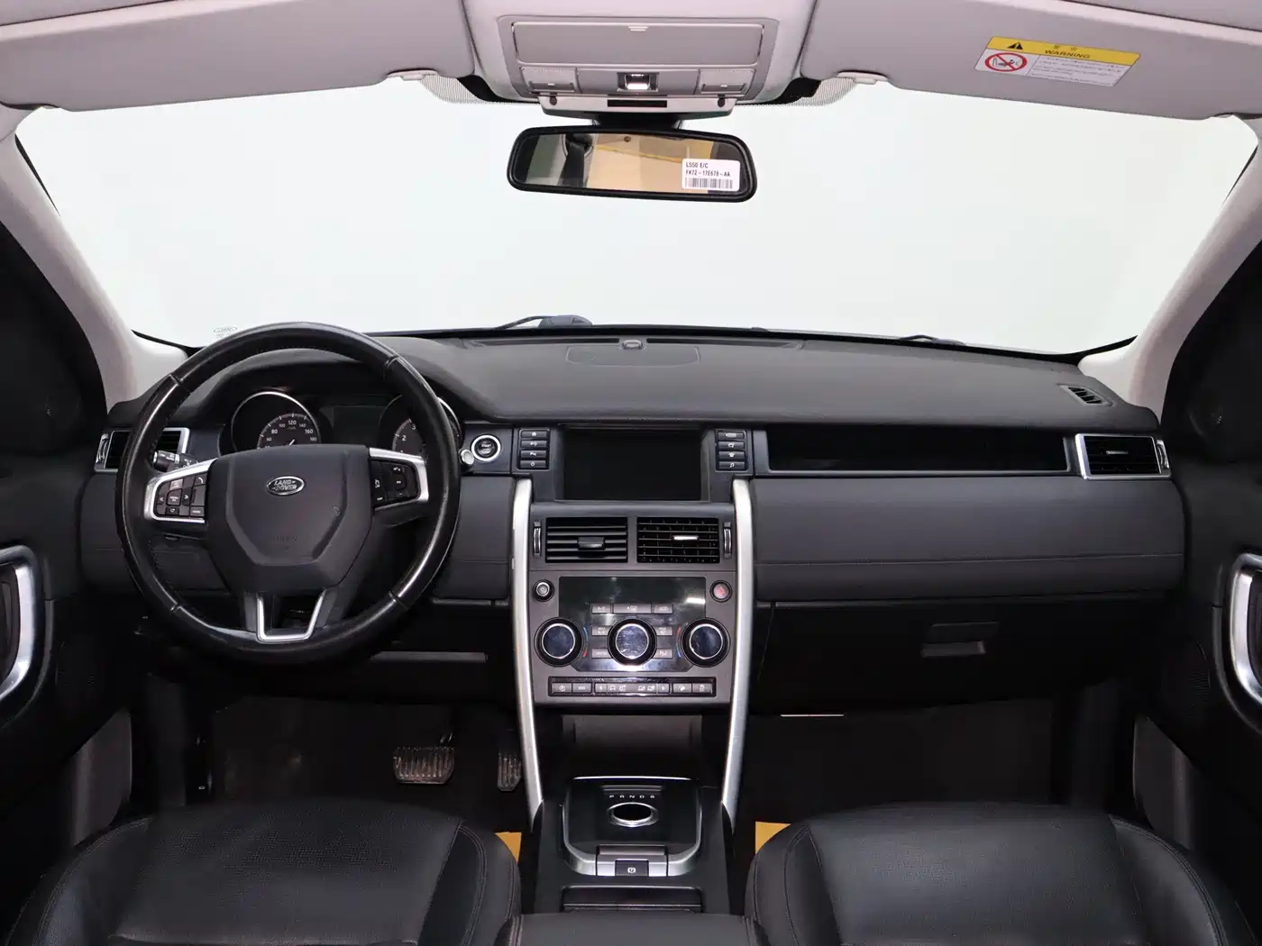 Land Rover Discovery Sport 2018 240PS SE Edition фото 15