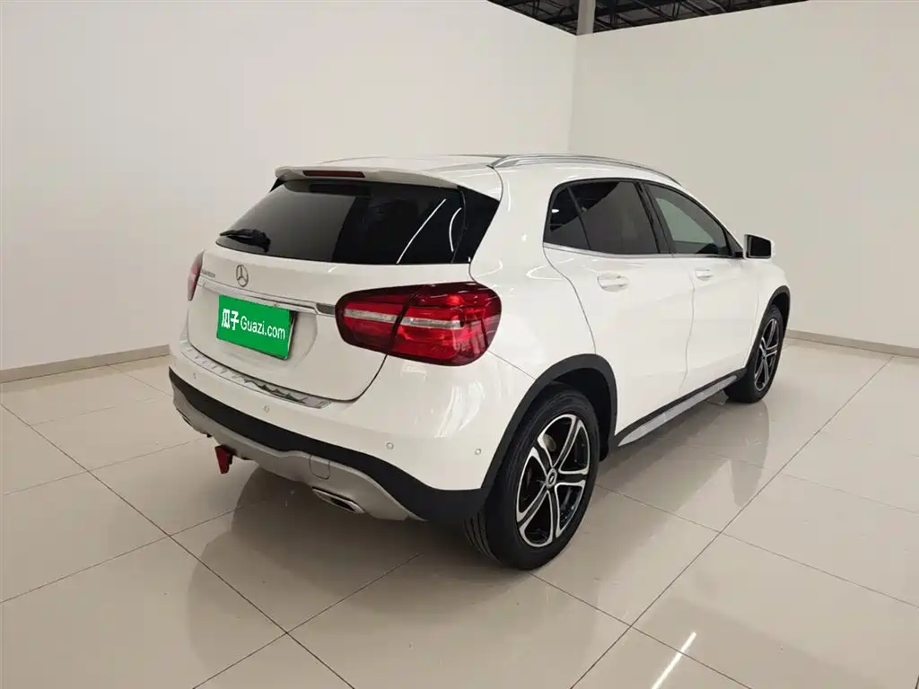 Mercedes-Benz GLA 2018 GLA 200 Fashion фото 5