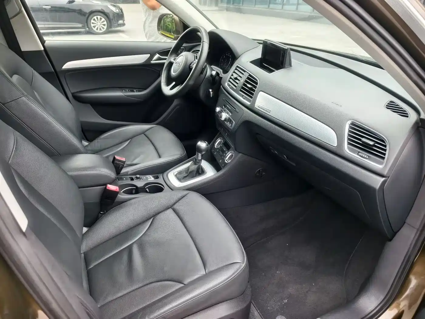 Audi Q3 2013 35 TFSI quattro Comfort фото 7