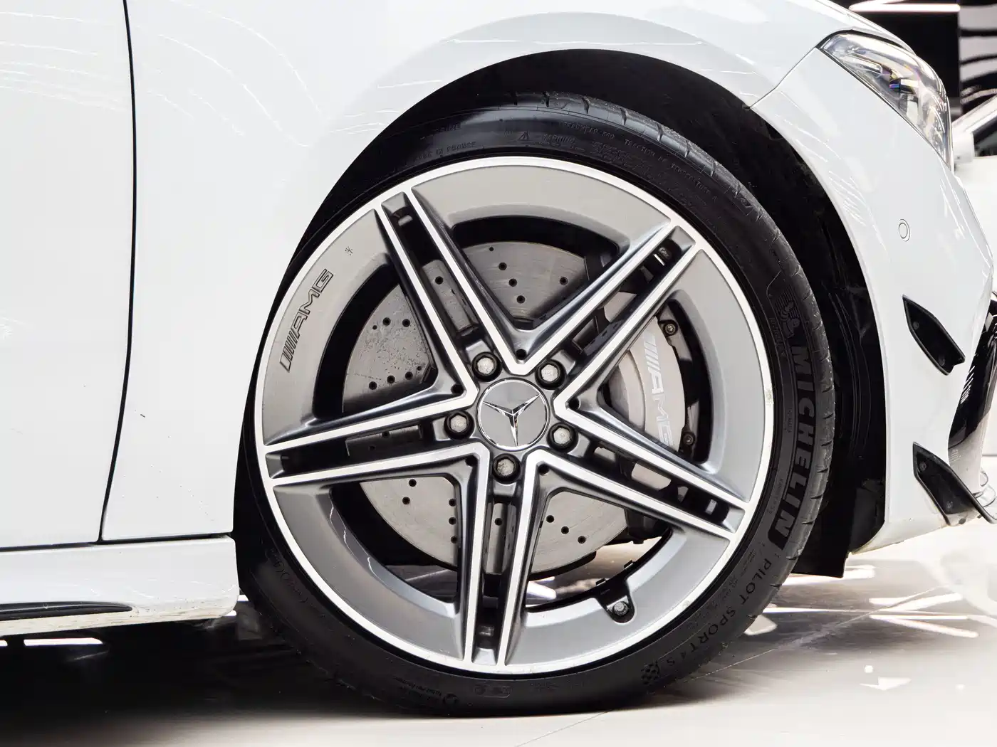 Mercedes-Benz CLA AMG 2021 AMG CLA 45 4MATIC+ фото 10