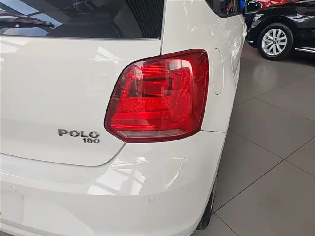 Volkswagen Polo 2018 1.5L Auto Comfort фото 8