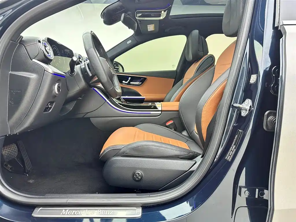 Mercedes-Benz C-Class 2023 C 260 L Sport фото 6