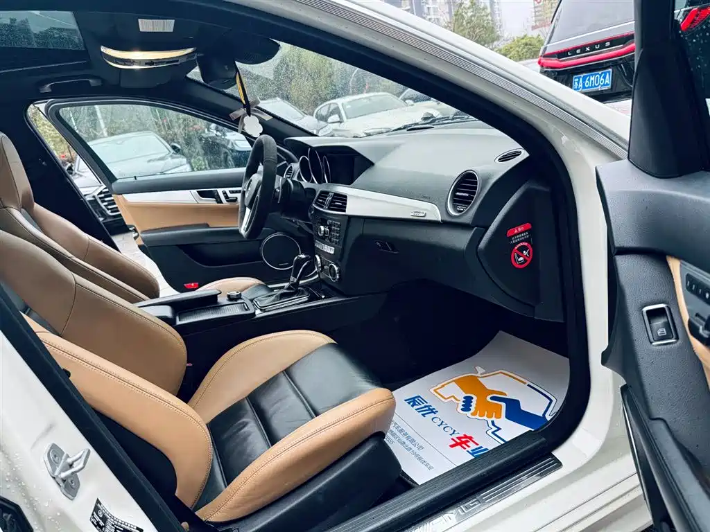 Mercedes-Benz C-Class AMG 2012 AMG C 63 Sport фото 14