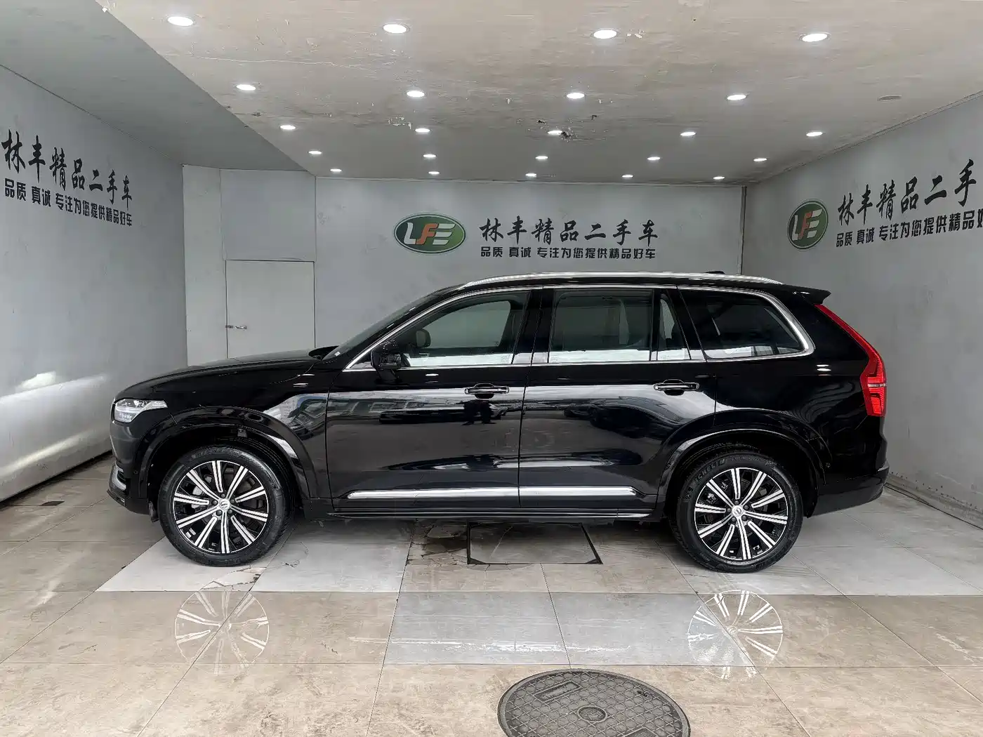 Volvo XC90 2023 B6 Smart Elegance Luxury Edition 7-Seater фото 4