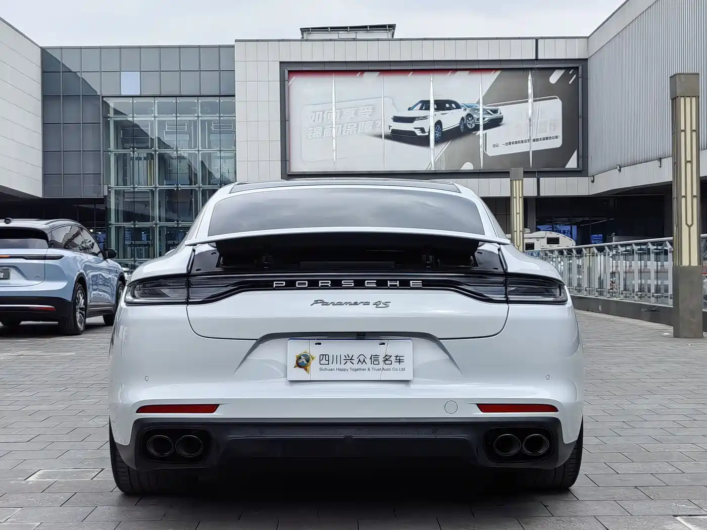 Porsche Panamera 2023 Facelift Panamera 4 Executive Long Wheelbase Platinum Edition 2.9T фото 6