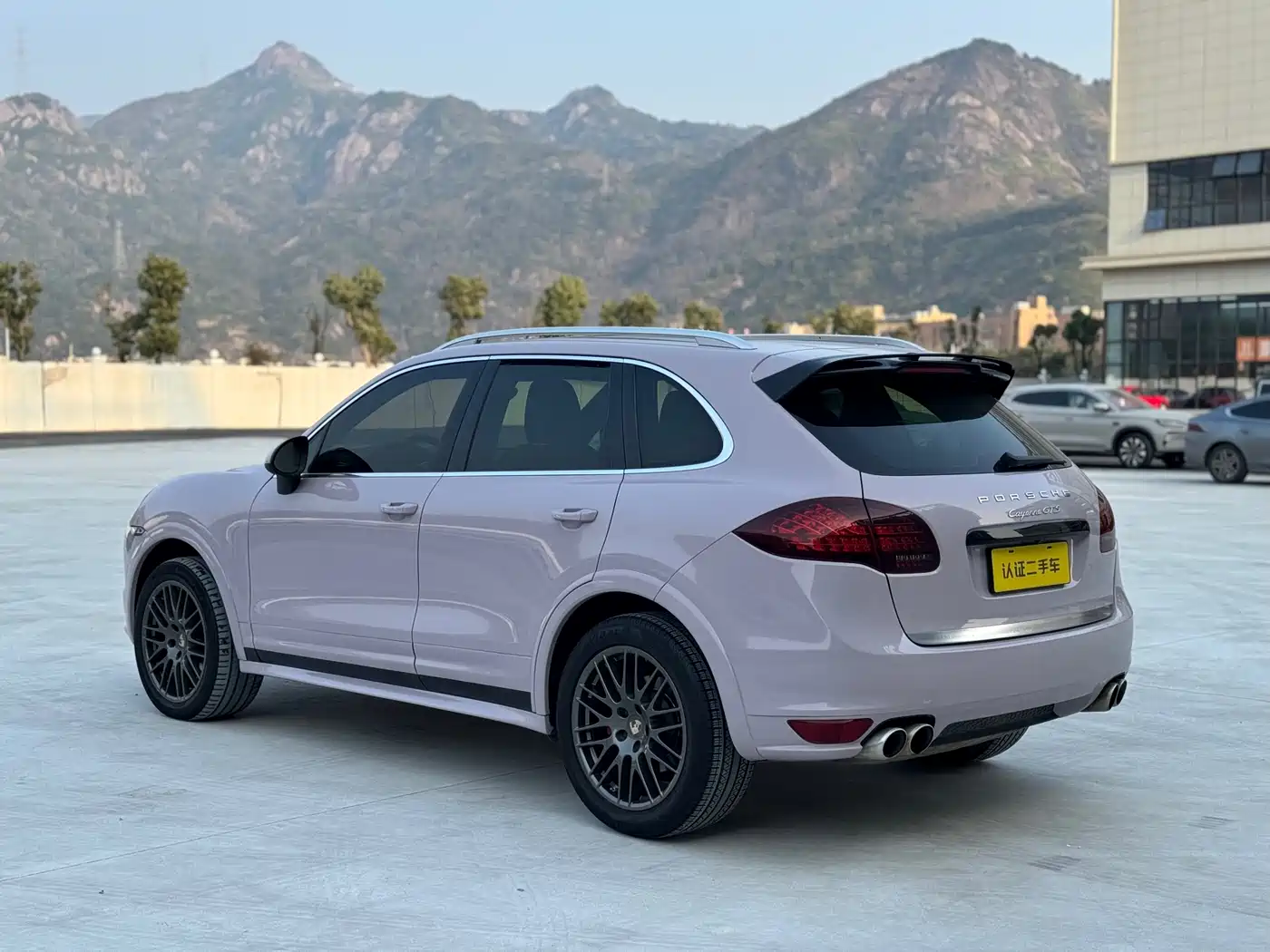 Porsche Cayenne 2012 Cayenne GTS 4.8L фото 16