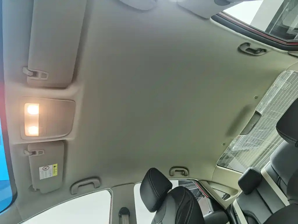 Фото 14 - Buick Excelle