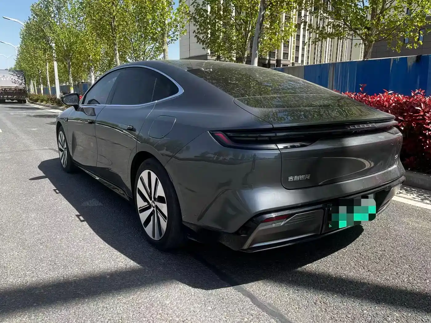 GEELY GALAXY GALAXY E8