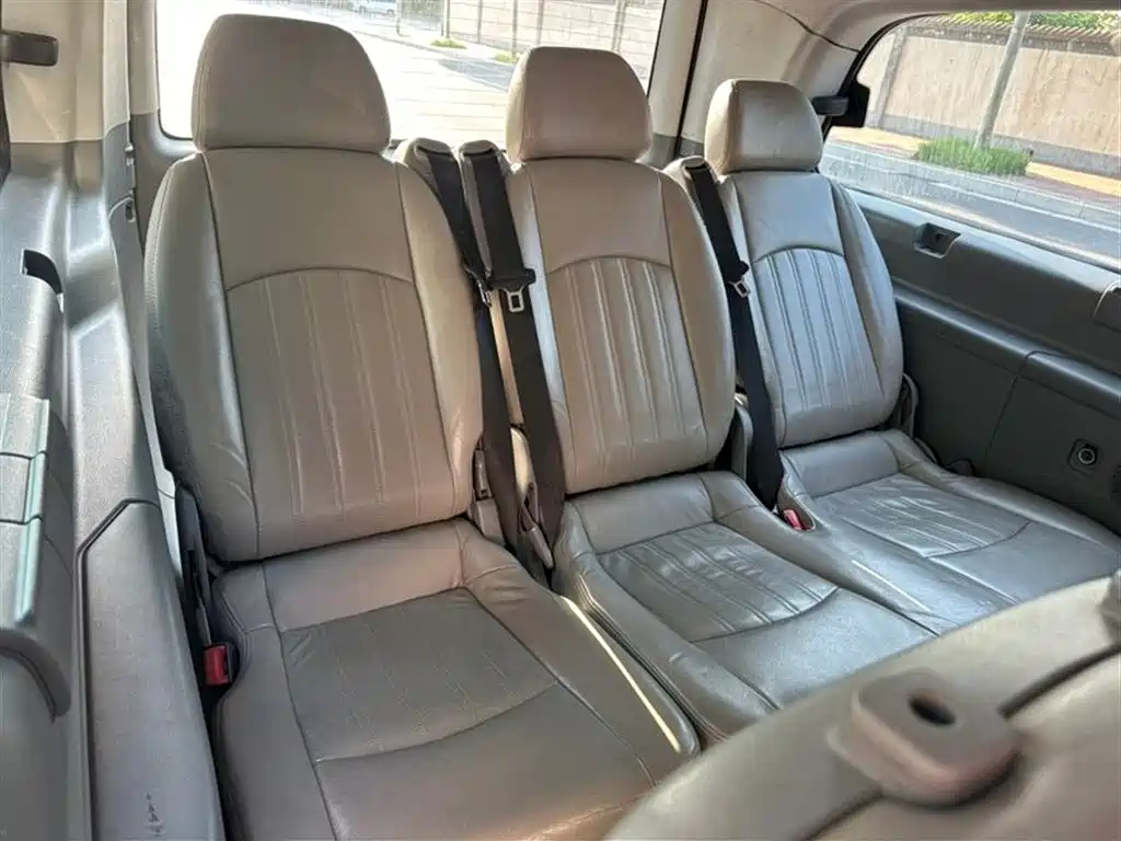Mercedes-Benz Vito 2010 2.5L Business Edition фото 7