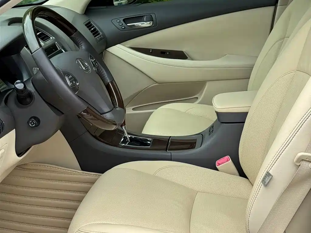 Lexus ES 2010 350 Luxury Edition фото 7