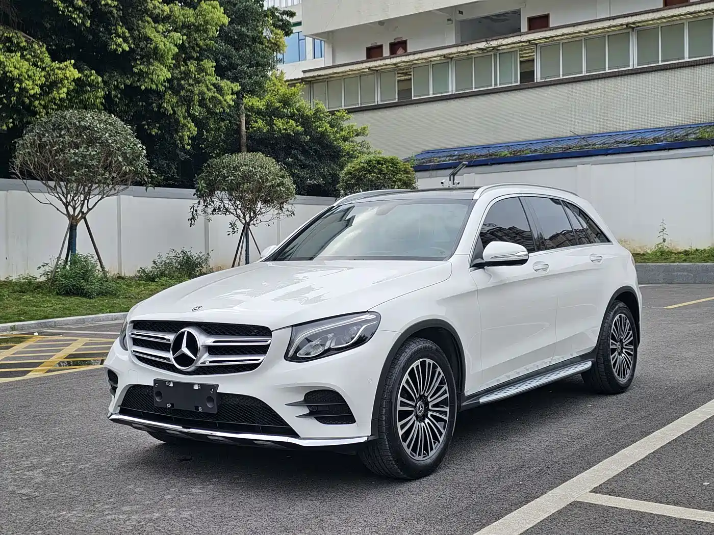 Mercedes-Benz GLC 2019 GLC 260 4MATIC Dynamic фото 2