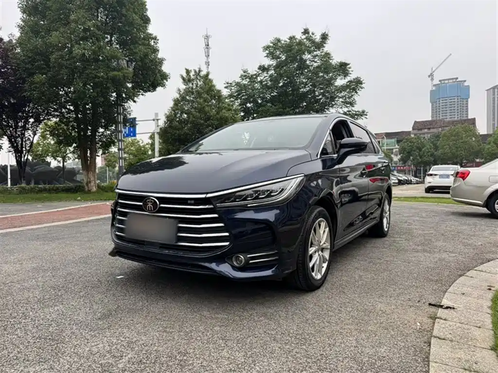 BYD Song MAX 2019 1.5T Manual Smart Connection Rui Yi 7-seater China V