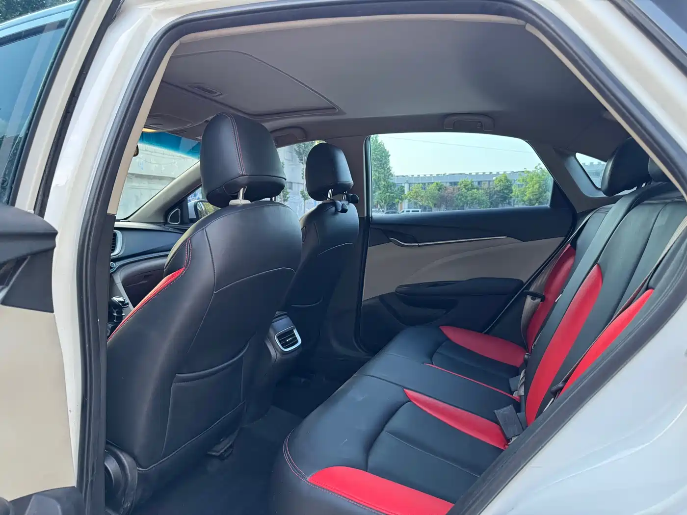 Buick Excelle 2017 15N Manual Elite фото 6