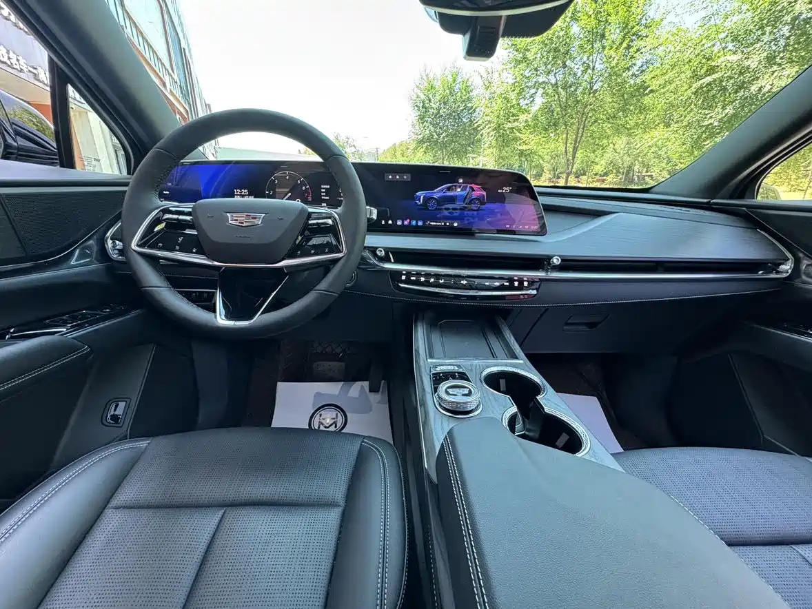 Cadillac XT5 2026 2026 2.0T Luxury Model
