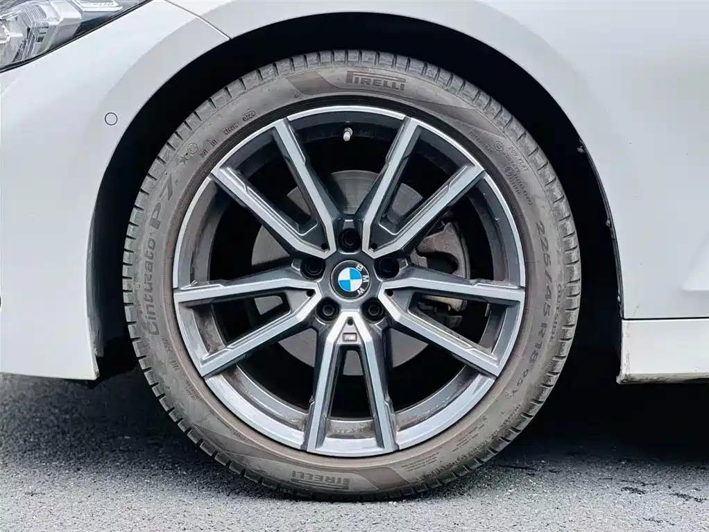BMW 3 Series 2024 325Li M Sport Package фото 7