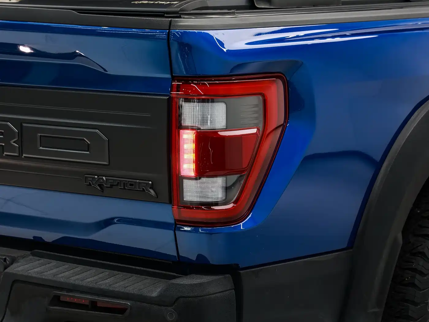 FORD F-150 RAPTOR