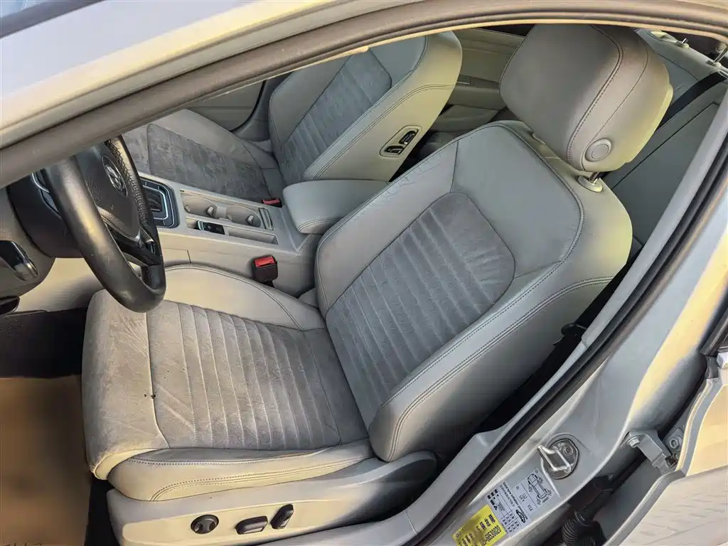 Volkswagen Magotan 2017 330TSI DSG Luxury фото 11