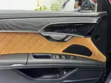 Фото 7 - Audi A8