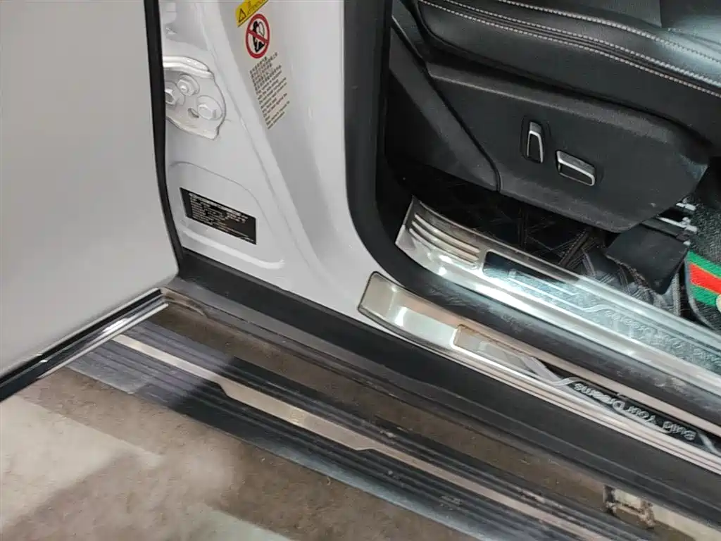 BYD TANG
