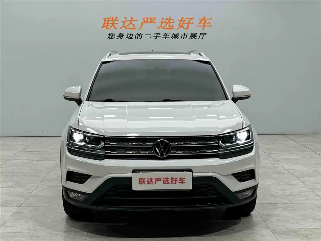 Volkswagen Tharu 2022 280TSI FWD Luxury Edition фото 21