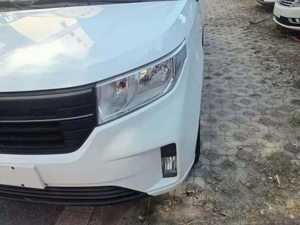 Wuling Motors Wuling Hongguang PLUS 2021 2021 Commercial Version 1.5L Manual Standard 7-Seater